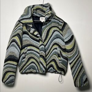 BDG Hooded Wave-Pattern Quilted Jacket in Sage, Navy & Pale Blue